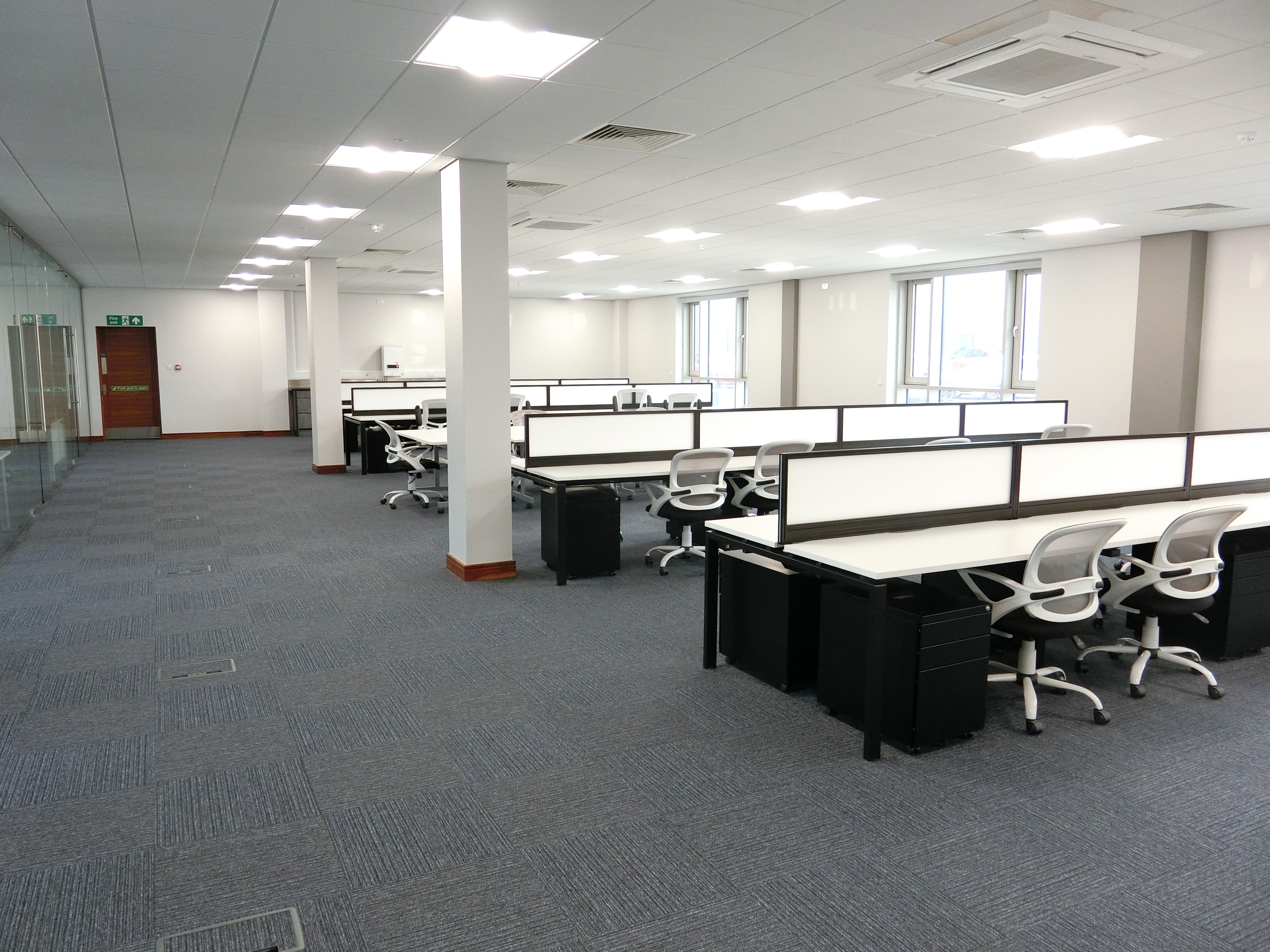 Office in Cannock - photo 2